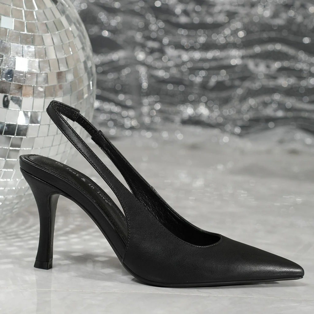 Women¡¯s ¨¦lise Minimalist French-Style Buckle Strap Pointed-Toe High Heels ¨C Slim Stiletto Court Shoes