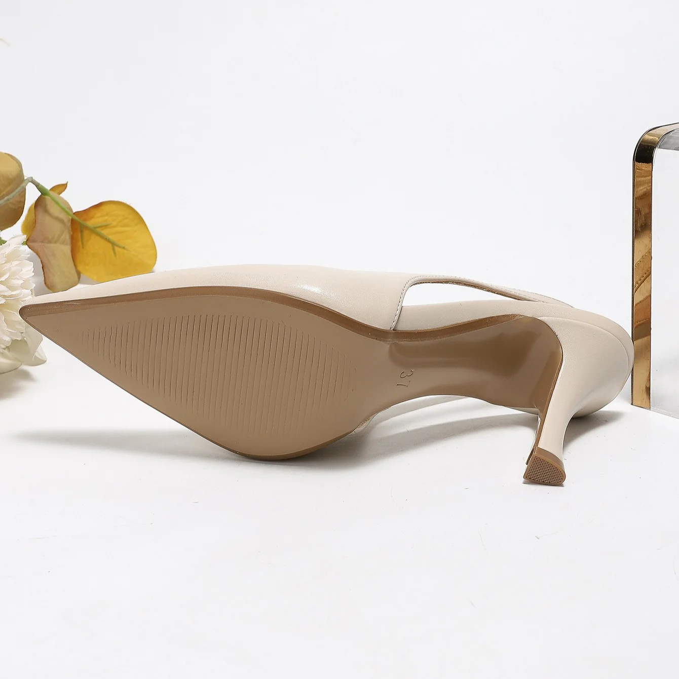 Women¡¯s ¨¦lise Minimalist French-Style Buckle Strap Pointed-Toe High Heels ¨C Slim Stiletto Court Shoes