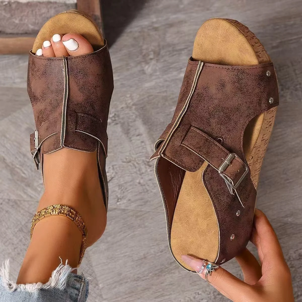Women¡¯s RetroBay Buckle Peep-Toe Wedge Sandals ¨C Rivet-Detail Platform Beach Shoes