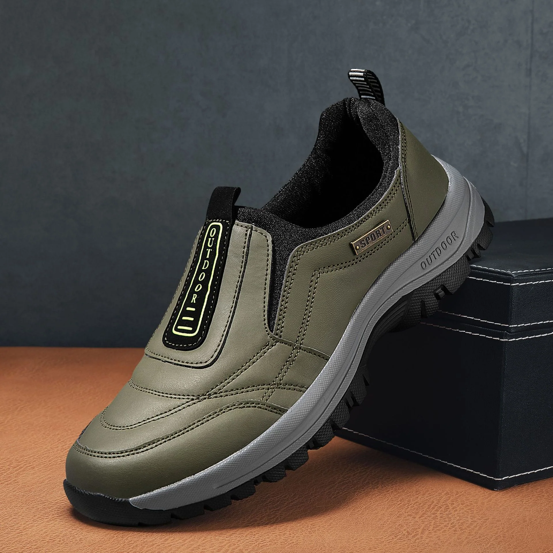 Trek Men¡¯s Lightweight Hiking Shoes ¨C Quick-Dry Breathable Outdoor Trail Sneakers